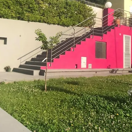 Vila 4 Bedrooms Villa At Noli 400 M Away From The Beach With Sea View Enclosed Garden And Wifi *