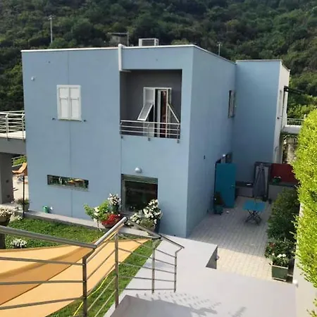 4 Bedrooms Villa At Noli 400 M Away From The Beach With Sea View Enclosed Garden And Wifi Vila