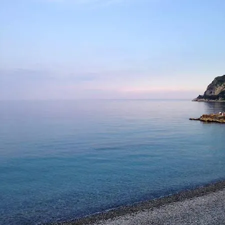 4 Bedrooms Villa At Noli 400 M Away From The Beach With Sea View Enclosed Garden And Wifi Vila *