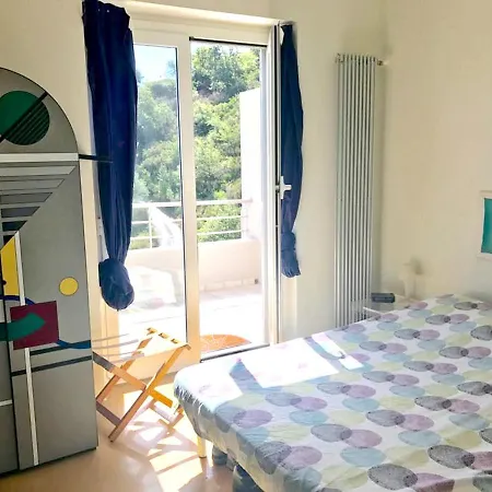 4 Bedrooms Villa At Noli 400 M Away From The Beach With Sea View Enclosed Garden And Wifi 别墅 诺利
