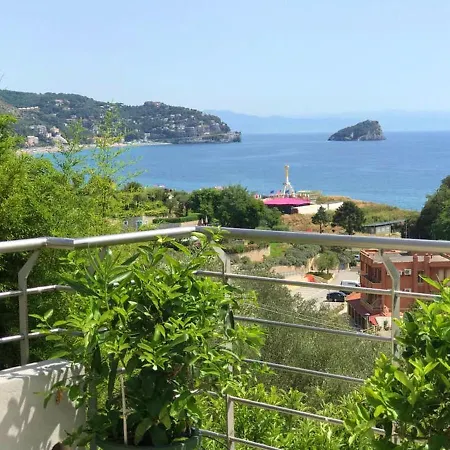 4 Bedrooms Villa At Noli 400 M Away From The Beach With Sea View Enclosed Garden And Wifi Βίλα